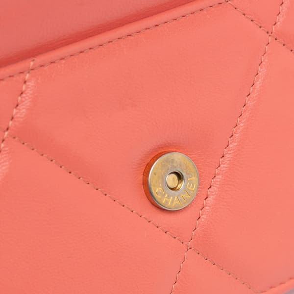 Pre-owned Chanel Quilted Lambskin 19 Wallet on Chain Pink