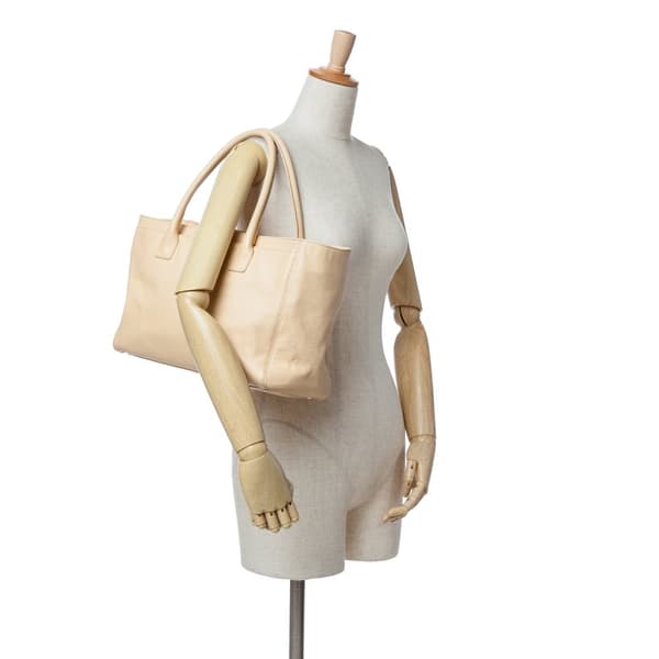Pre-owned Chanel Medium Executive Cerf Tote Brown