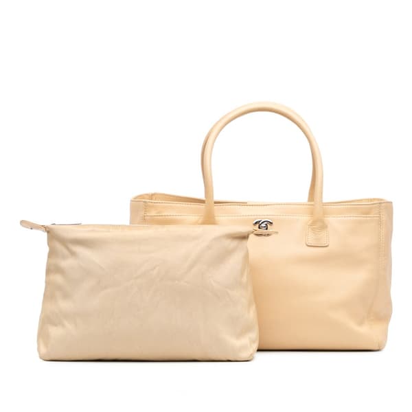 Pre-owned Chanel Medium Executive Cerf Tote Brown