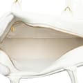 Miniatyrbilde 4 av 10: Pre-owned Chanel CC Quilted Caviar Bowling Bag White