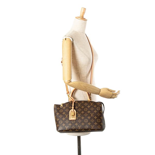 Pre-owned Louis Vuitton Monogram Petit Palais Brown