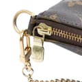 Miniatyrbilde 7 av 8: Pre-owned Louis Vuitton Monogram Mini Pochette Accessoires Brown