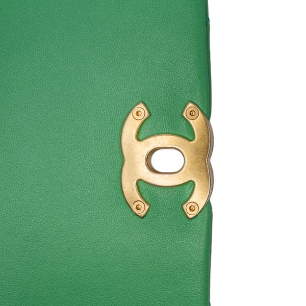 Pre-owned Chanel Small Quilted Lambskin Chain Is More Flap Green