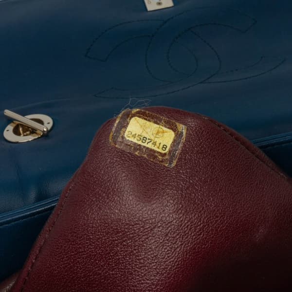 Pre-owned Chanel Medium Lambskin Trendy CC Flap Blue