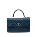 Miniatyrbild 1 av 10: Pre-owned Chanel Medium Lambskin Trendy CC Flap Blue