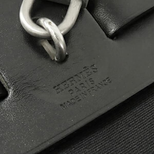 Pre-owned Hermès Toile Herbag 31 Black