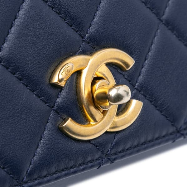 Pre-owned Chanel Mini Quilted Calfskin Pearl Boy Chain Flap Blue