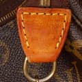 Miniatyrbilde 5 av 10: Pre-owned Louis Vuitton Monogram Mini Pochette Accessoires Brown
