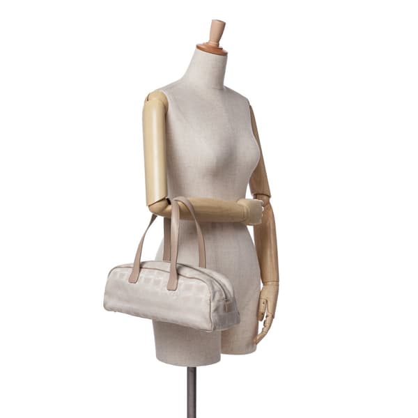 Pre-owned Chanel New Travel Line Nylon Handbag Brown