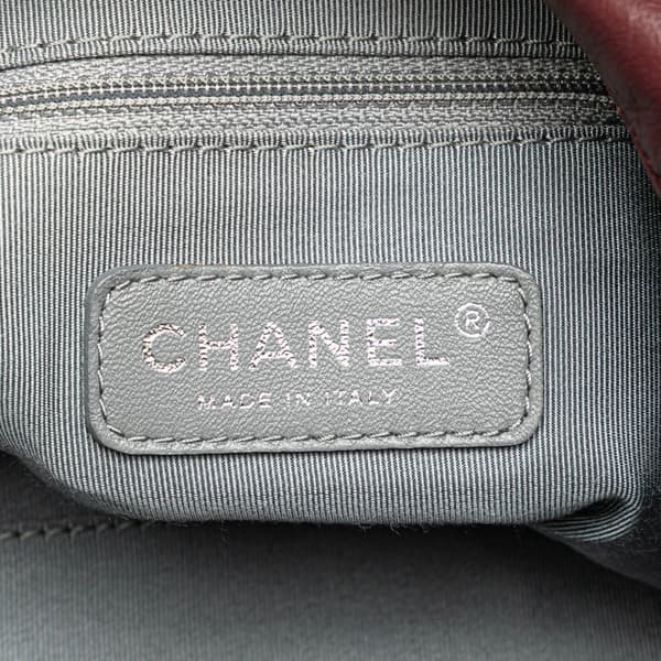 Pre-owned Chanel Quilted Calfskin Coco Pleats Hobo Red