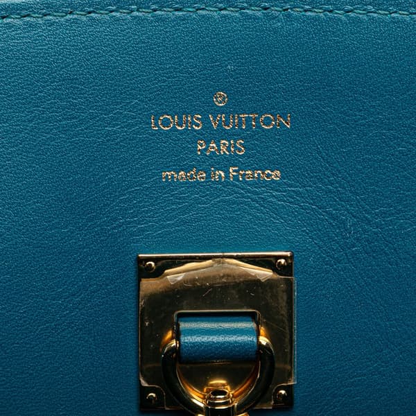 Pre-owned Louis Vuitton Veau Nuage Milla MM Blue