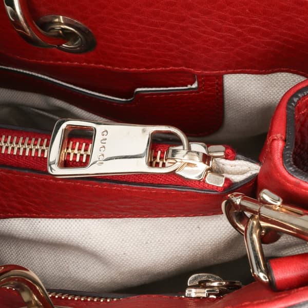 Pre-owned Gucci Medium Calfskin Bamboo Shopper Satchel Red