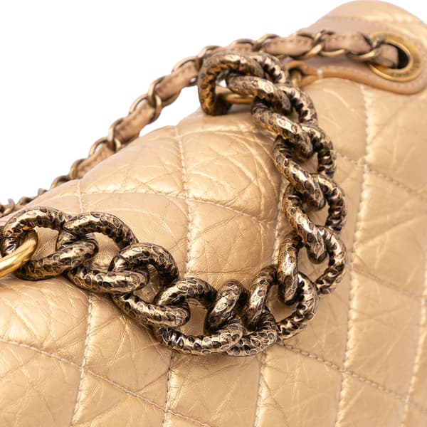 Pre-owned Chanel Medium Quilted Aged Calfskin Pondichery Flap Gold