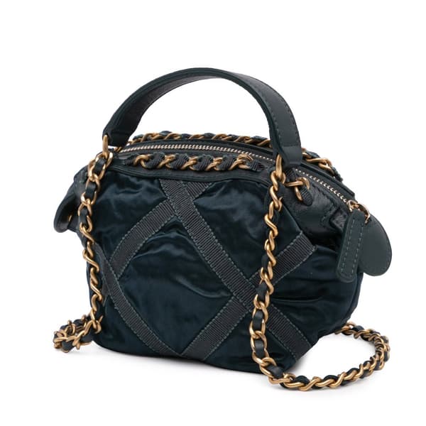Pre-owned Chanel Nylon Grosgrain Lifestyle Clutch with Chain Blue
