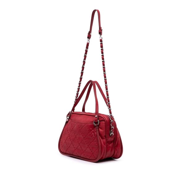 Pre-owned Chanel Quilted Iridescent Calfskin Relax CC Satchel Red