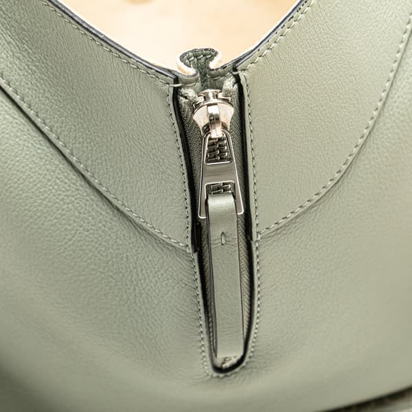 Pre-owned LOEWE Soft Grained Calfskin Compact Hammock Bag Green