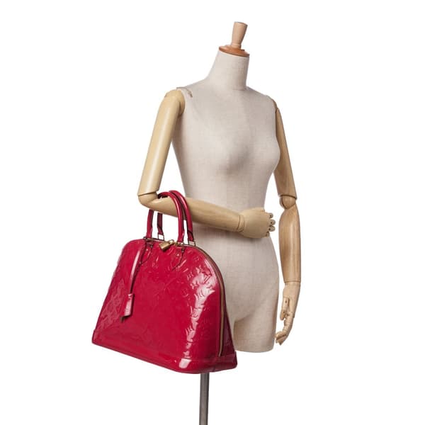 Pre-owned Louis Vuitton Monogram Vernis Alma GM Red
