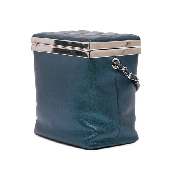 Pre-owned Chanel CC Metallic Calfskin Vanity Case Blue