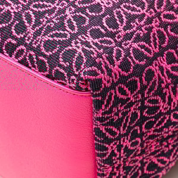 Pre-owned LOEWE Small Anagram Canvas Cubi Bag Pink