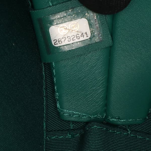 Pre-owned Chanel Patent Round As Earth Satchel Green