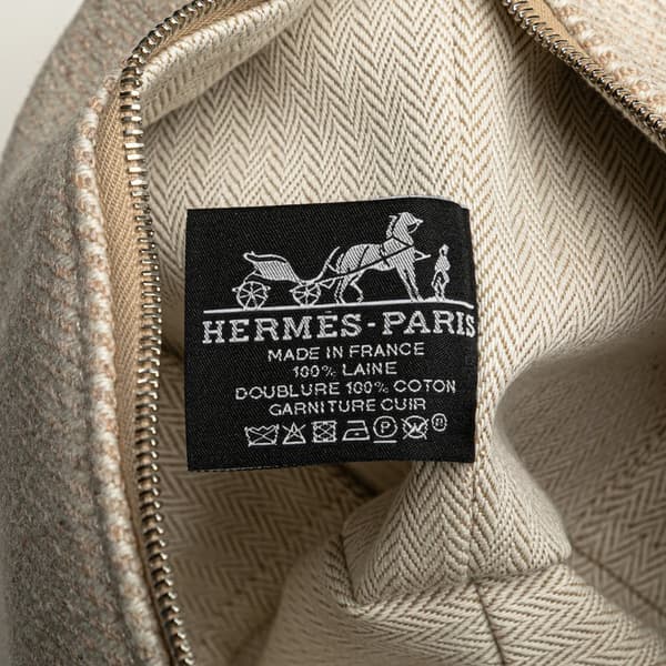 Pre-owned Hermès Small Wool Au Carre Bride A Brac Brown