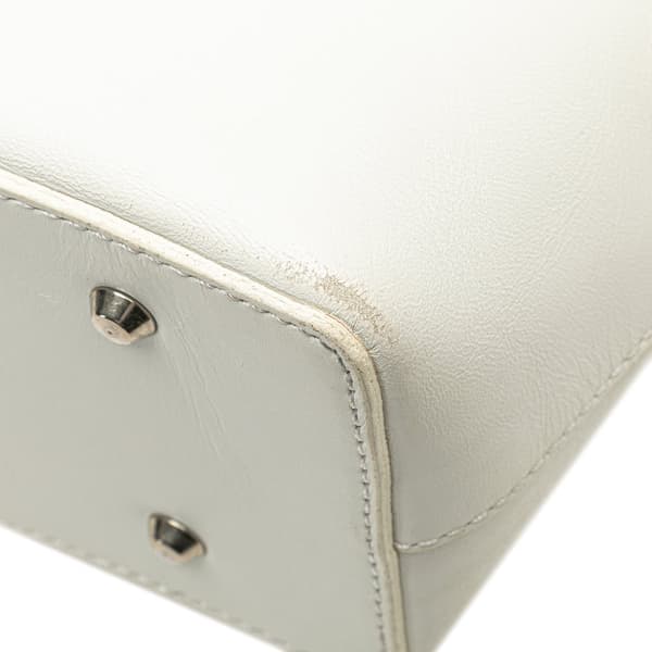 Pre-owned Burberry Leather Handbag White