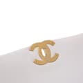 Pikkukuva 9 / 10: Pre-owned Chanel Maxi Lambskin 19 Flap White