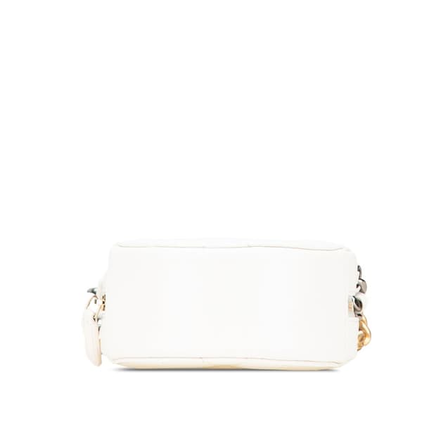 Pre-owned Chanel Lambskin 19 Round Clutch with Chain White