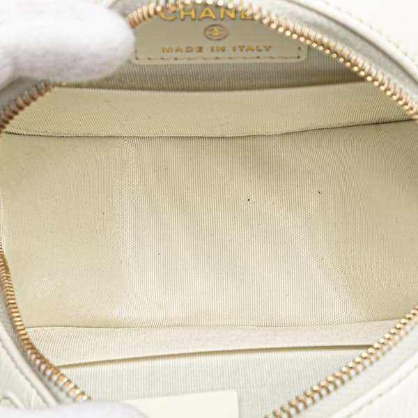 Pre-owned Chanel Lambskin 19 Round Clutch with Chain White