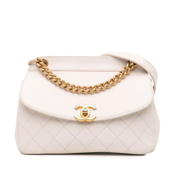 Pre-owned Chanel Quilted Lambskin Curved Flap White