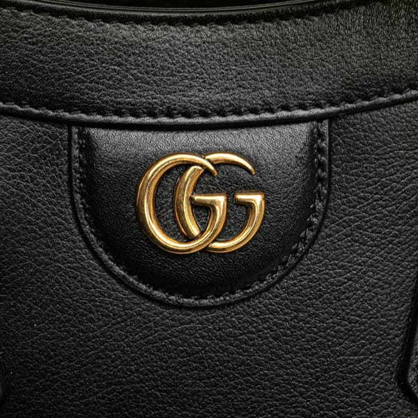 Pre-owned Gucci Small Leather Bamboo Diana Satchel Black