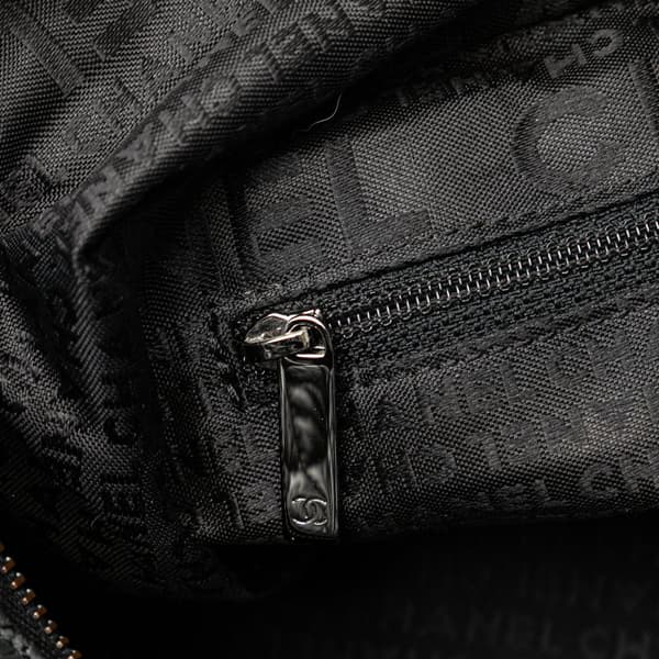 Pre-owned Chanel Small Distressed Lambskin Lady Braid Tote Black