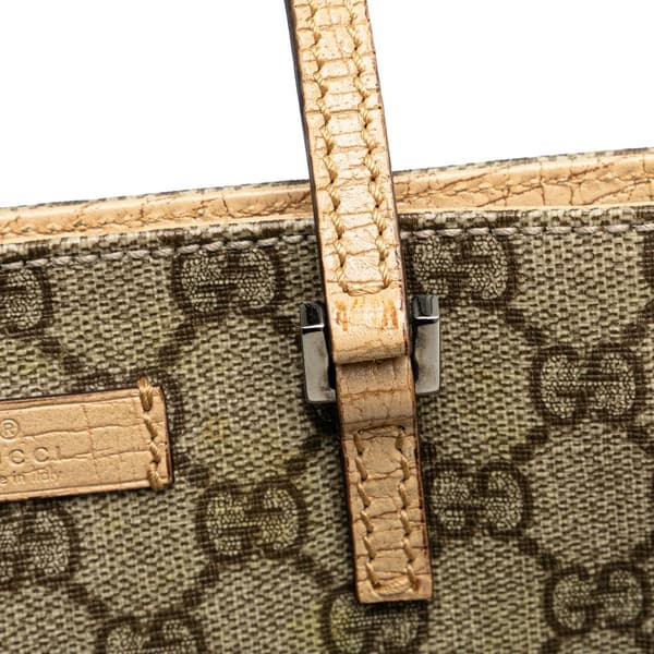 Pre-owned Gucci GG Supreme Handbag Brown