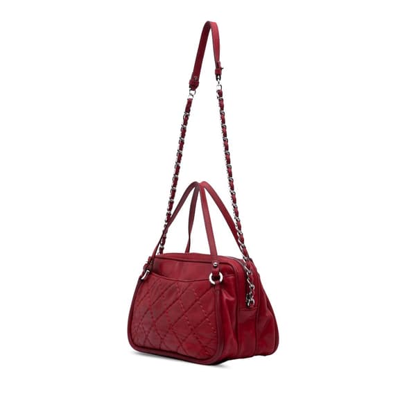 Pre-owned Chanel Quilted Iridescent Calfskin Relax CC Satchel Red