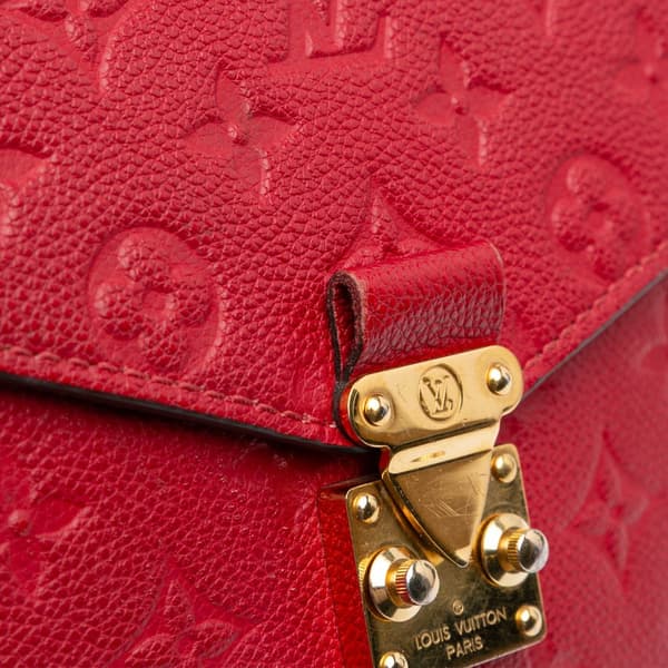Pre-owned Louis Vuitton Monogram Empreinte Pochette Metis Red