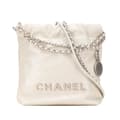 Miniatyrbillede 1 af 10: Pre-owned Chanel Mini Shiny Calfskin 22 Handbag Brown