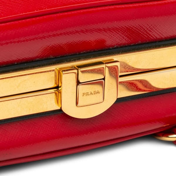 Pre-owned Prada Saffiano Vernice Pyramid Frame Red