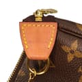 Miniatyrbilde 5 av 10: Pre-owned Louis Vuitton Monogram Mini Pochette Accessoires Brown