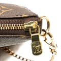 Miniatyrbilde 7 av 10: Pre-owned Louis Vuitton Monogram Mini Pochette Accessoires Brown