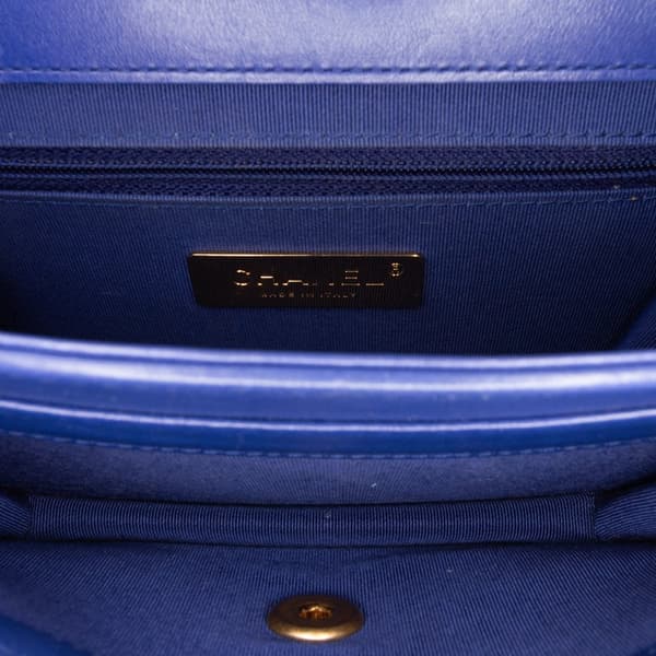 Pre-owned Chanel Mini Quilted Aged Calfskin and Caviar Chain Handle Flap Blue