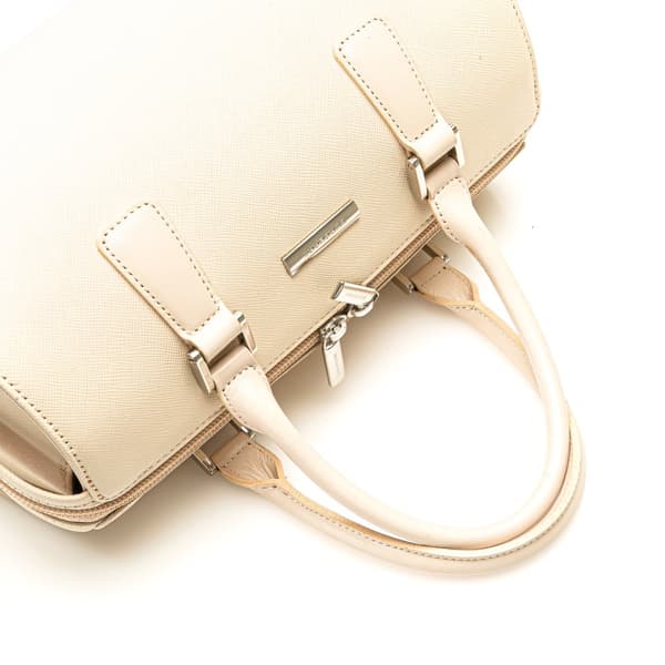 Pre-owned Burberry Leather Handbag White