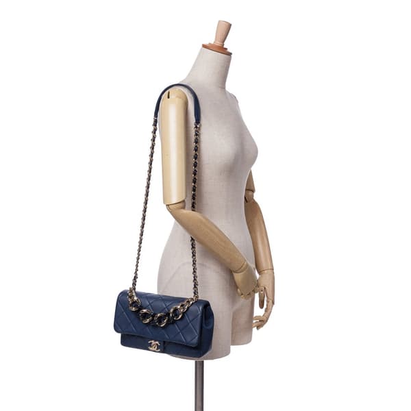 Pre-owned Chanel Small Lambskin Elegant Chain Single Flap Blue