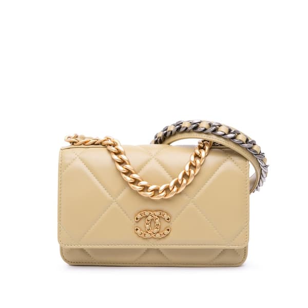Pre-owned Chanel Quilted Lambskin 19 Wallet on Chain Brown