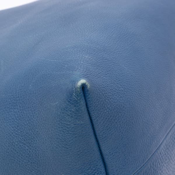 Pre-owned Gucci Large Pebbled Calfskin Icon Bit Hobo Blue