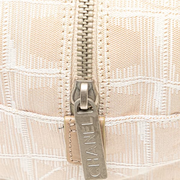 Pre-owned Chanel New Travel Line Nylon Handbag Brown