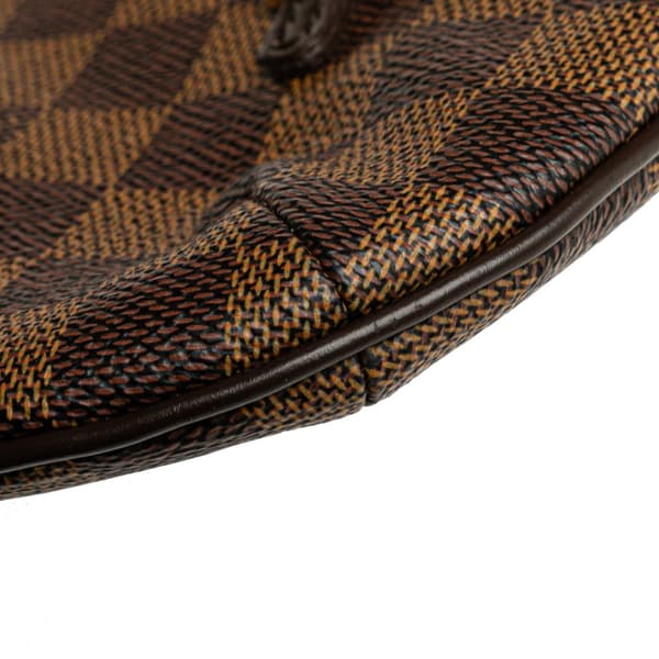 Pre-owned Louis Vuitton Damier Ebene Manosque Pochette Brown