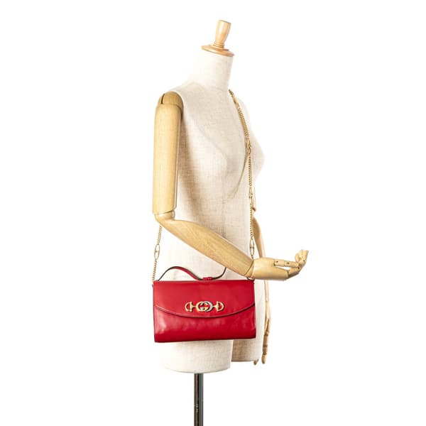 Pre-owned Gucci Small Leather Zumi Satchel Red