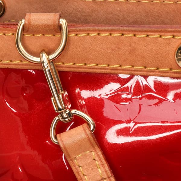 Pre-owned Louis Vuitton Monogram Vernis Roxbury Drive Red