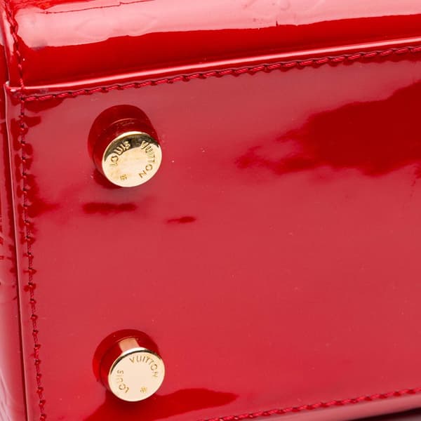 Pre-owned Louis Vuitton Monogram Vernis Brea MM Red