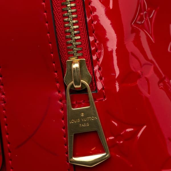 Pre-owned Louis Vuitton Monogram Vernis Melrose Red